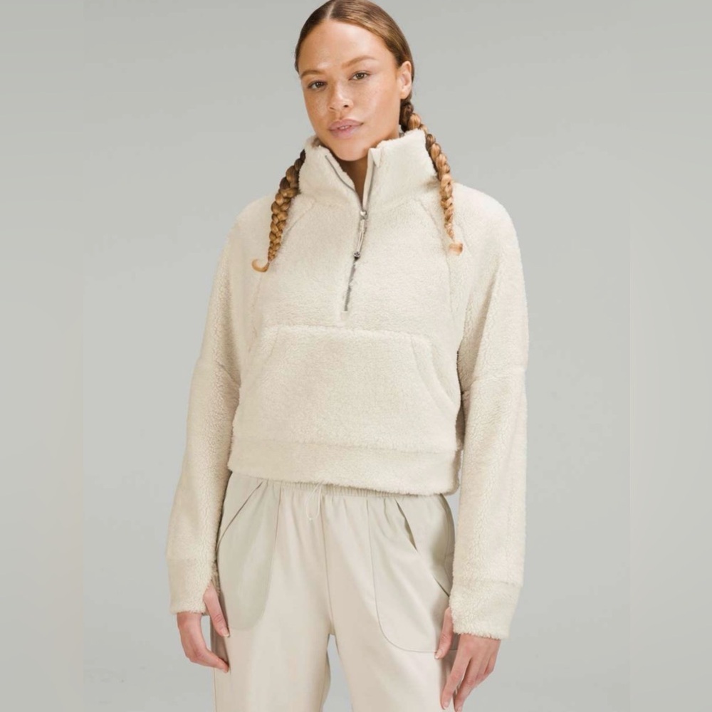 Lululemon Scuba Oversized Fleece
Funnel Neck
White Opal✨✨